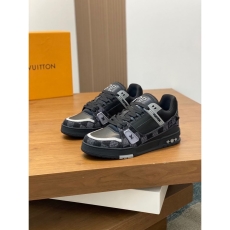 Louis Vuitton Trainer Sneaker